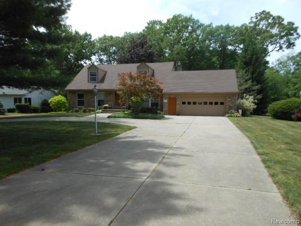 4631 Lakeshore Road Fort Gratiot, MI 48059 - Photo 5 of 39 DSCN1165.JPG