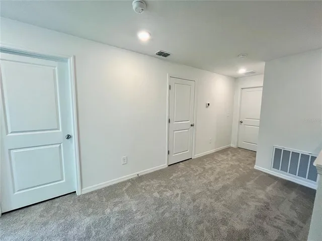 $1,900 | 36113 Risa Michele Street, Zephyrhills, FL 33541