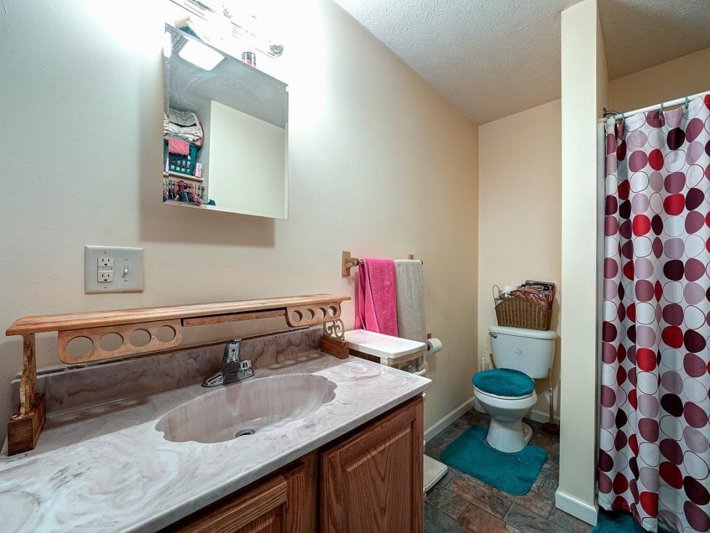 1805 Indian Ridge Road Johnson City, TN 37604 - Photo 11 of 15 Photo 11