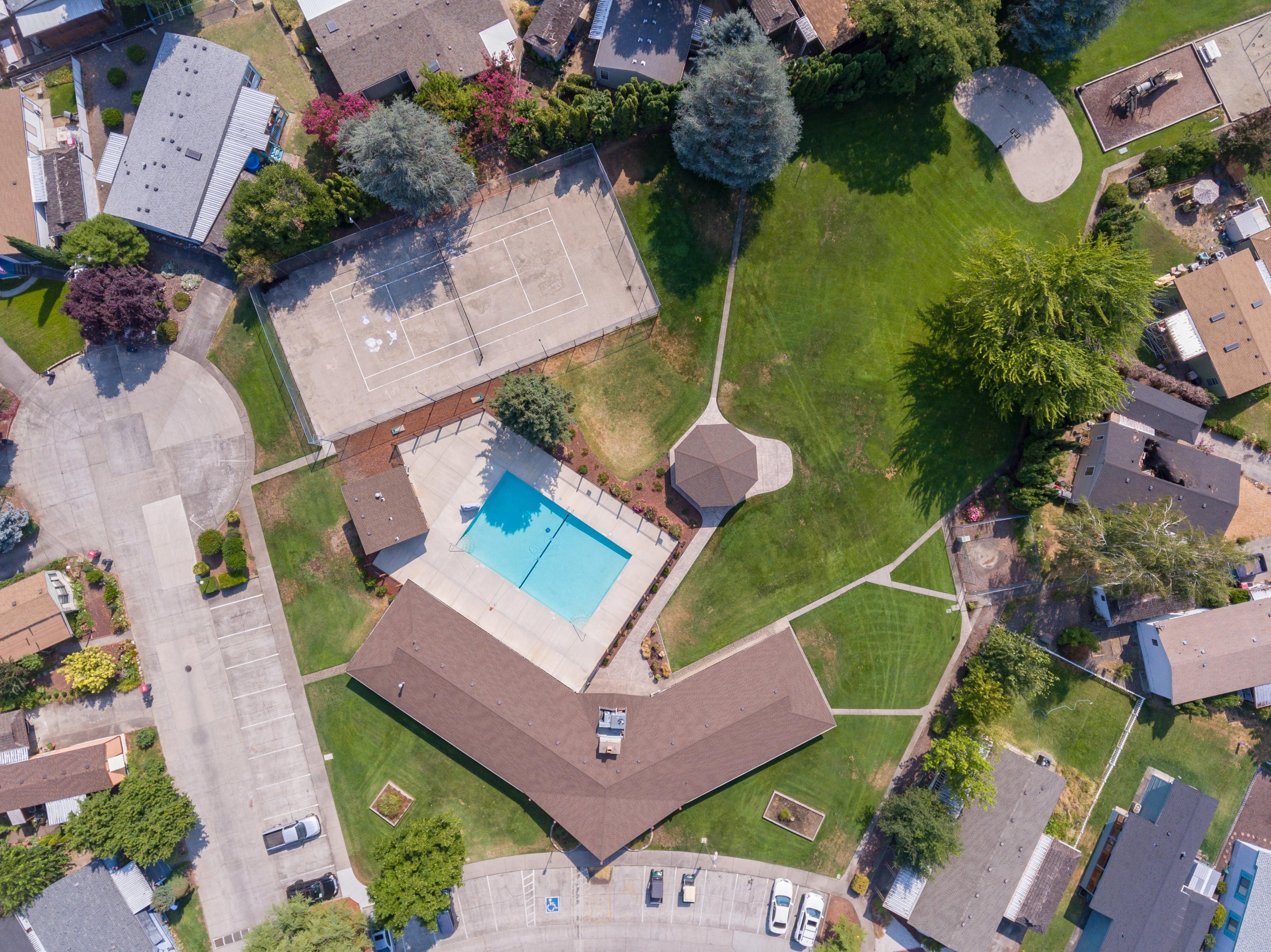 852 Carol Rae Medford, OR 97501 - Photo 16 of 18 DJI_0013