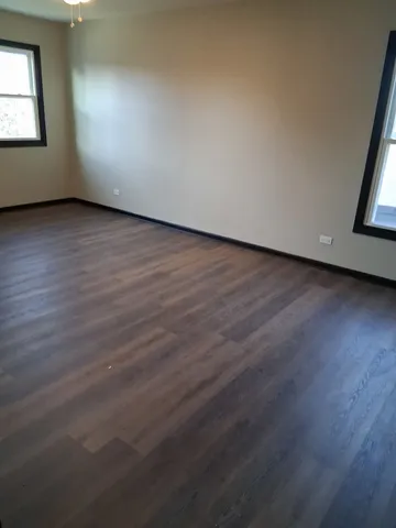 $3,100 | 1210 Diane Lane, Elk Grove Village, IL 60007