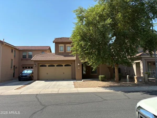 $2,195 | 14559 West Port Royale Lane, Surprise, AZ 85379