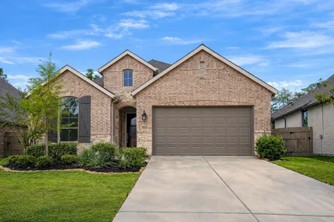 $359,000 | 17127 Crimson Crest Drive, Conroe, TX 77302