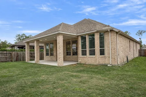 $359,000 | 17127 Crimson Crest Drive, Conroe, TX 77302