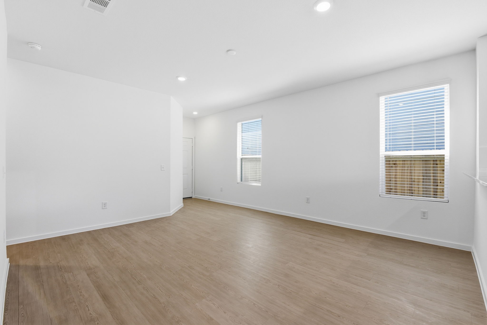 26283 Arrowleaf Drive Magnolia, TX 77355 - Photo 7 of 34 an empty room with a window