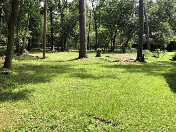 $1,999 | 3515 Elm Drive, Dickinson, TX 77539