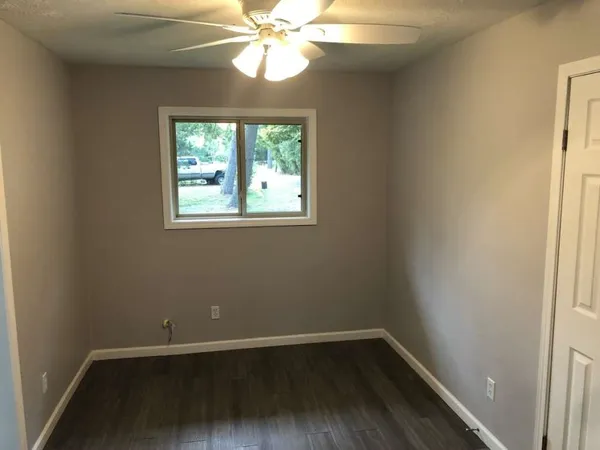 $1,999 | 3515 Elm Drive, Dickinson, TX 77539