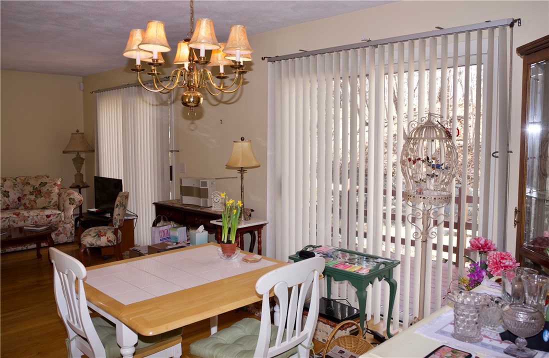 11 Shenandoah Road Warwick, RI 02886 - Photo 5 of 20