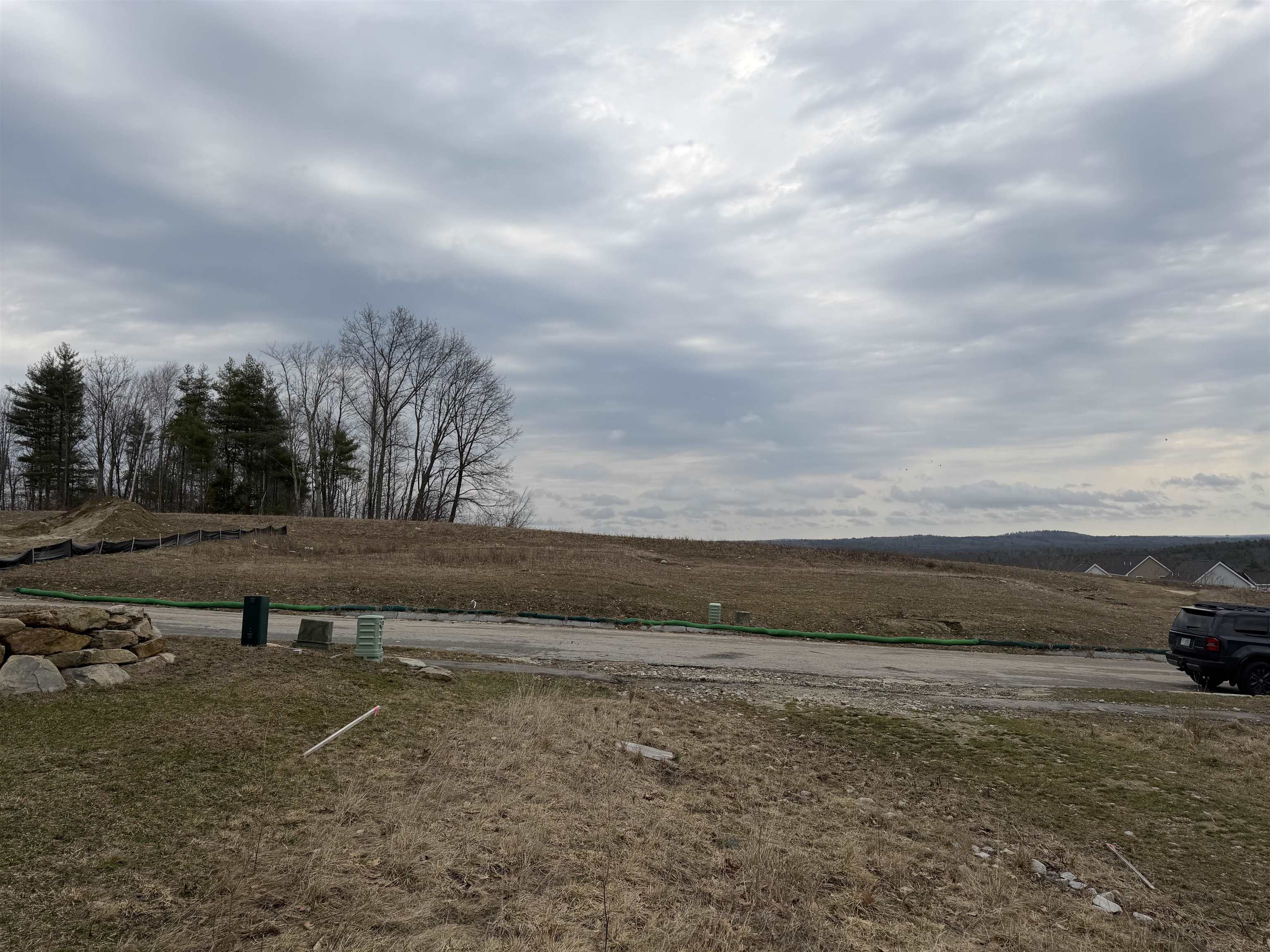 28 Eisenhower Drive Rochester, NH 03867 - Photo 2 of 4