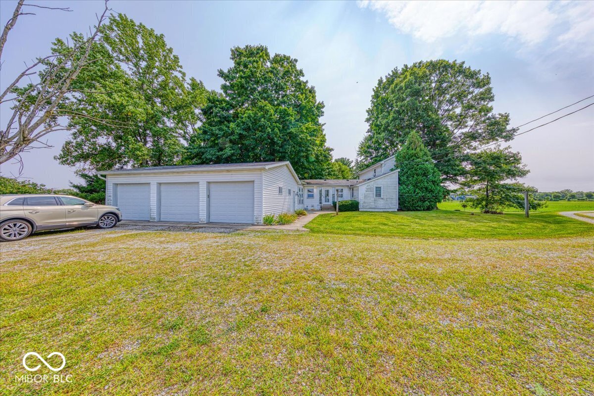 20516 Hinkle Road Noblesville, IN 46062 - Photo 24 of 41 Gallery Image 24
