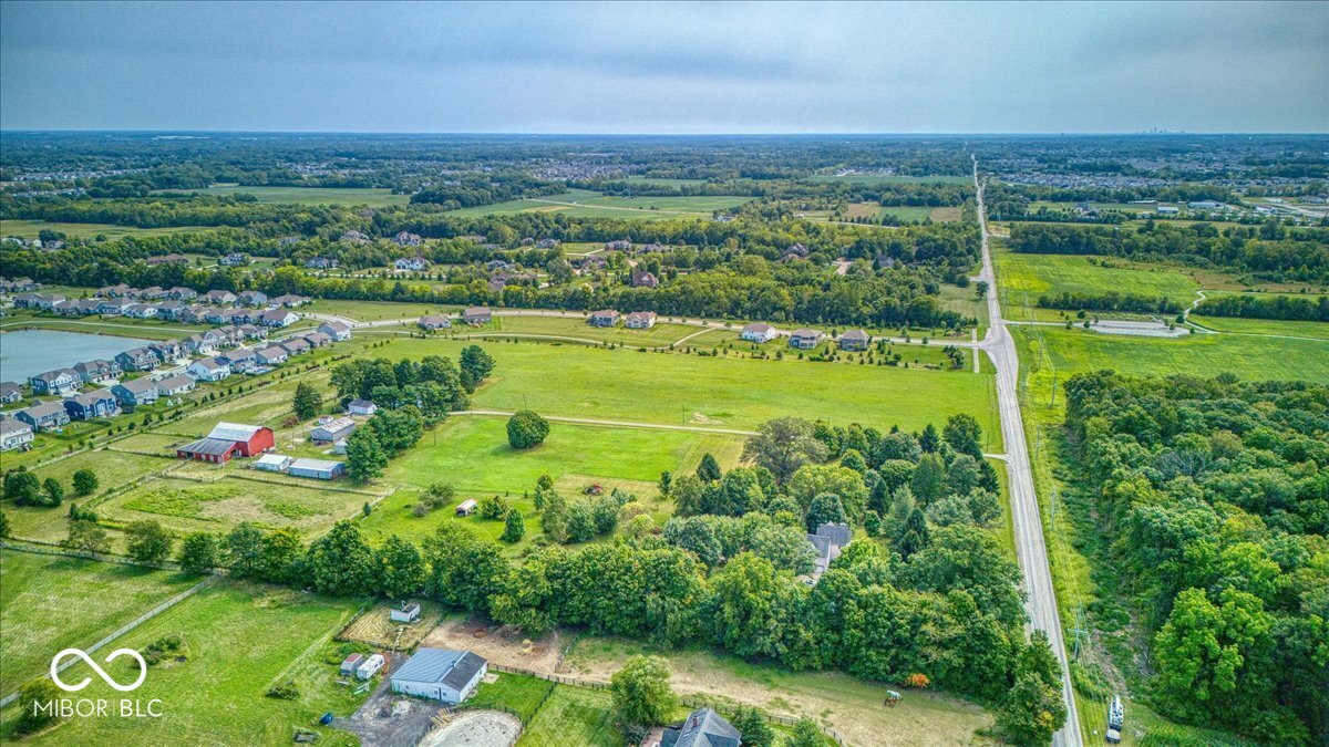 20516 Hinkle Road Noblesville, IN 46062 - Photo 5 of 41 Gallery Image 5
