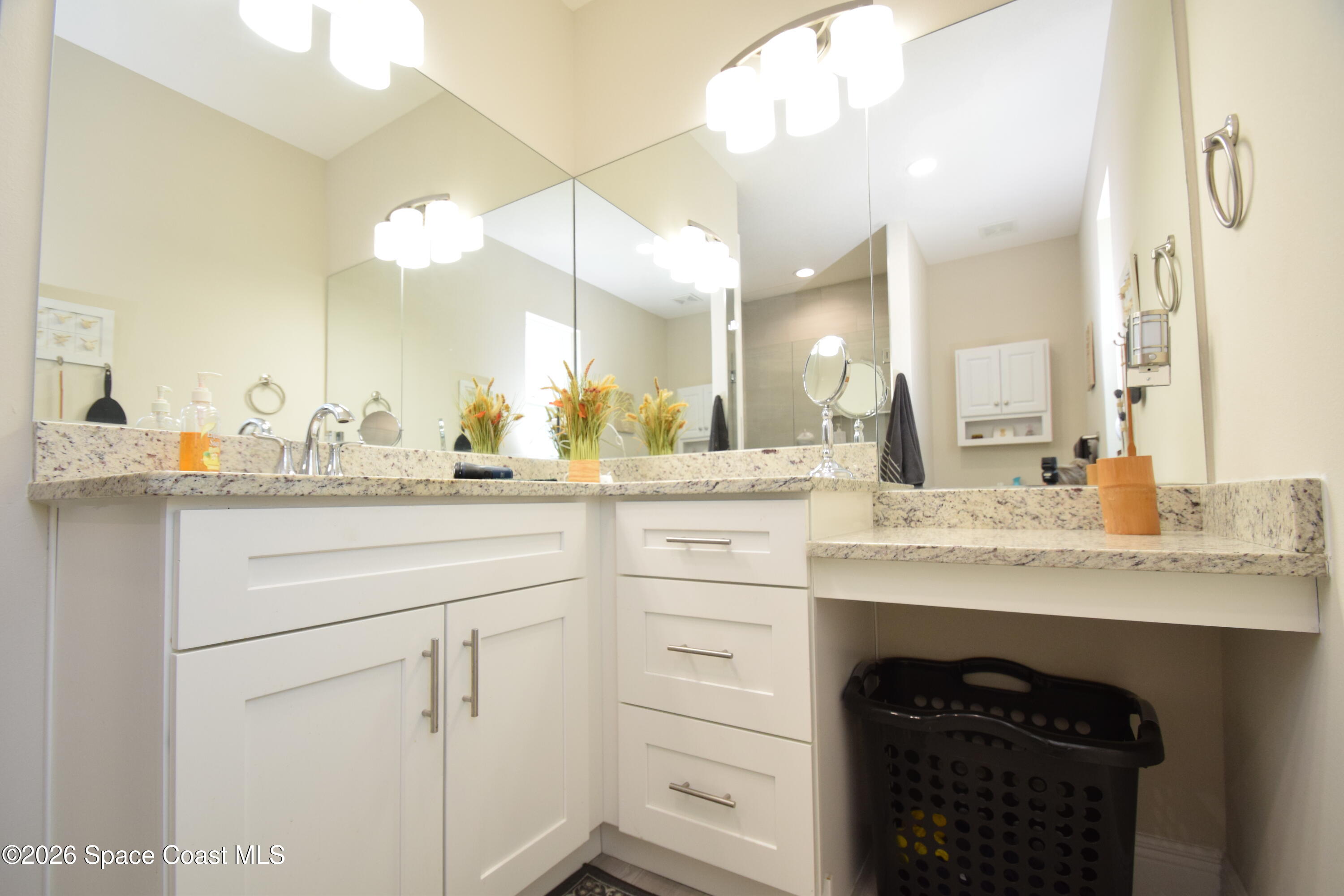 110 West Fee Avenue Melbourne, FL 32901 - Photo 41 of 112 Owner bath