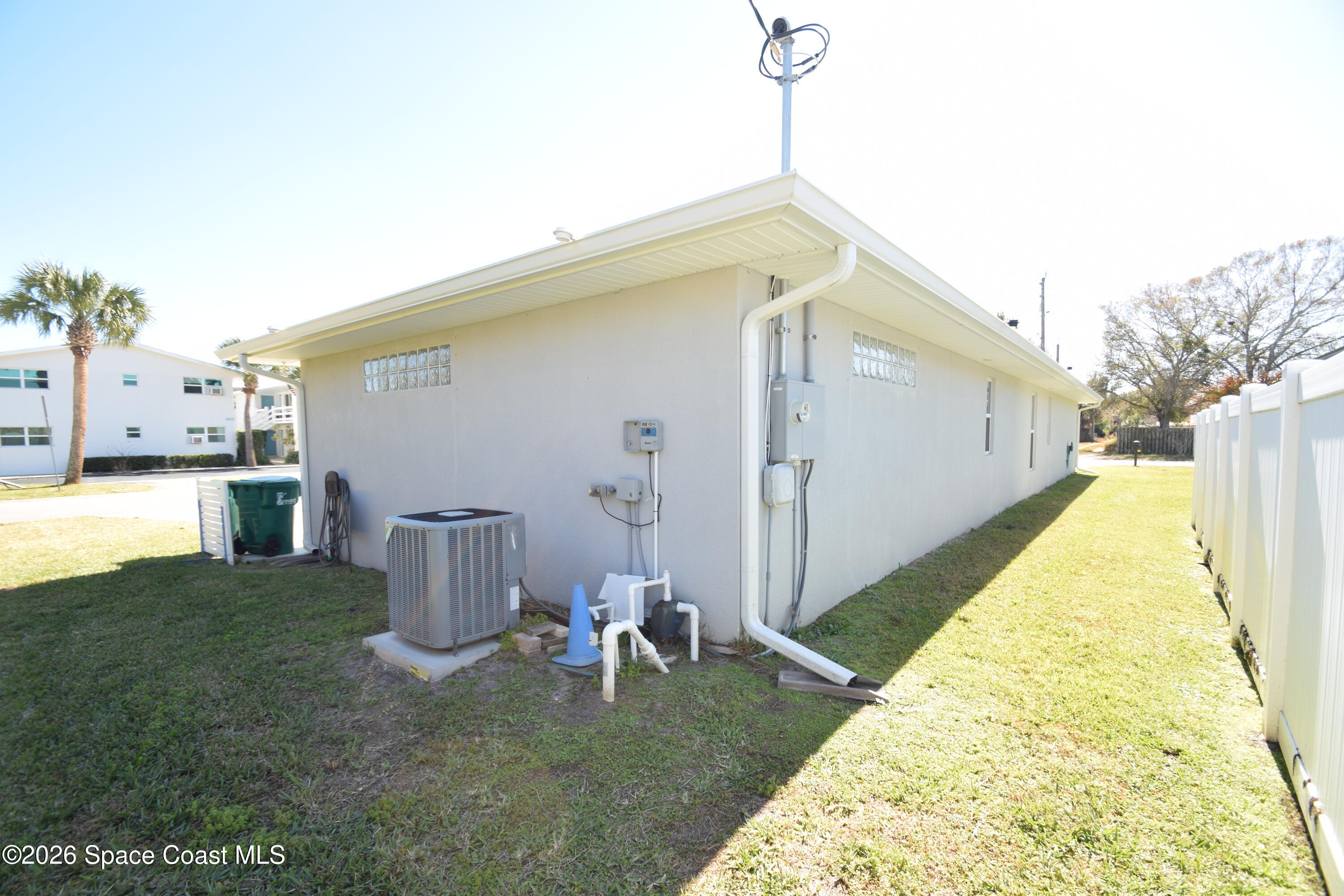 110 West Fee Avenue Melbourne, FL 32901 - Photo 60 of 112 back- side view