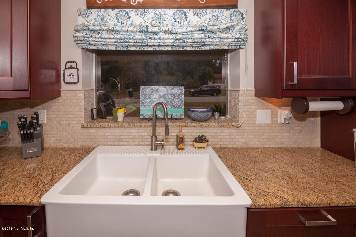 2710 Sunnybrook Road Jacksonville, FL 32216 - Photo 7 of 46 IMG_3488-Edit