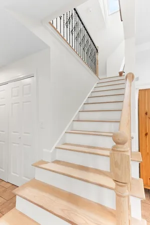 $899,000 | 280 Washington Street, Easton, MA 02356