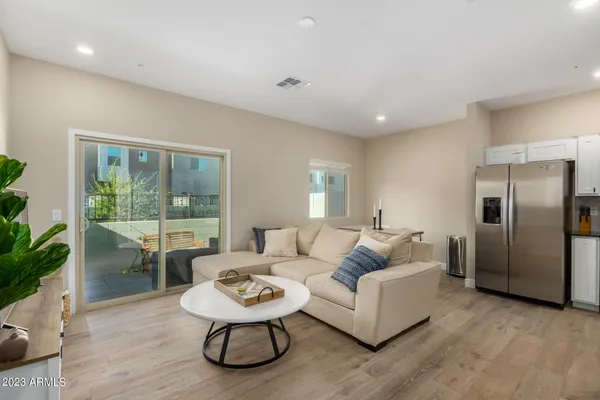$349,900 | 2268 West Laurie Lane, Phoenix, AZ 85021