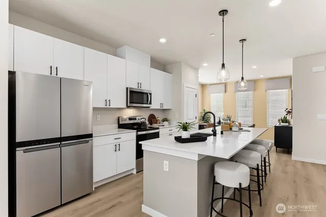 $749,995 | 14707 87th Avenue Southeast, Unit EE8, Snohomish, WA 98296