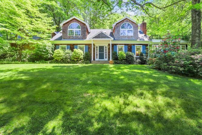 6 Devoe Road Armonk, NY 10504 - Photo 1 of 1 Pretty center hall colonial