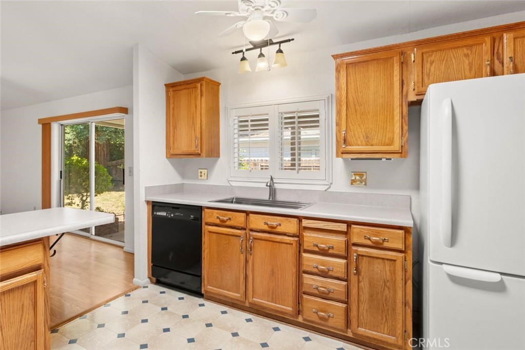 2050 Springfield Drive, Unit 103 Chico, CA 95928 - Photo 19 of 35