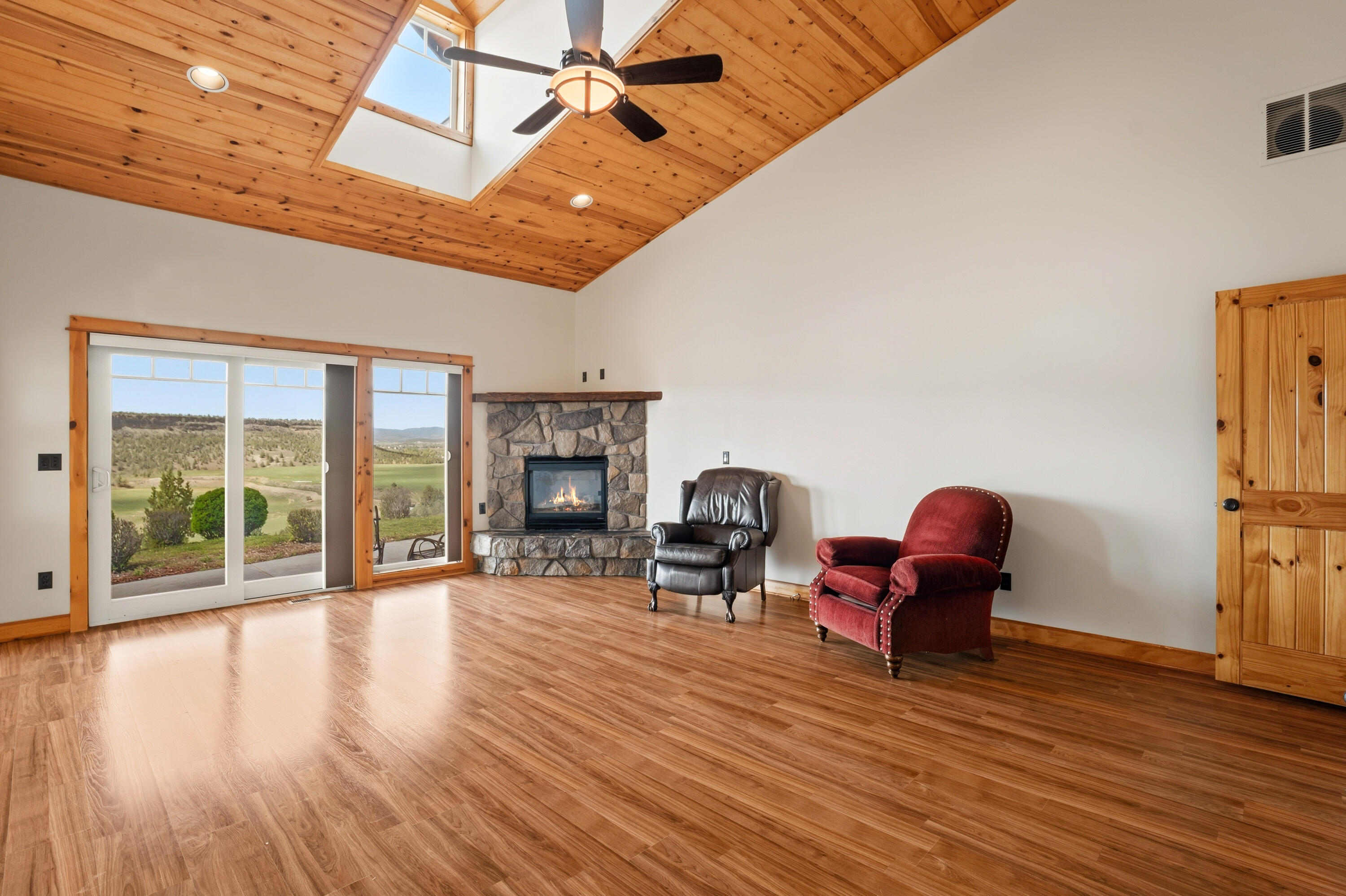 3900 Riverview Road Prineville, OR 97754 - Photo 25 of 93 24 Primary