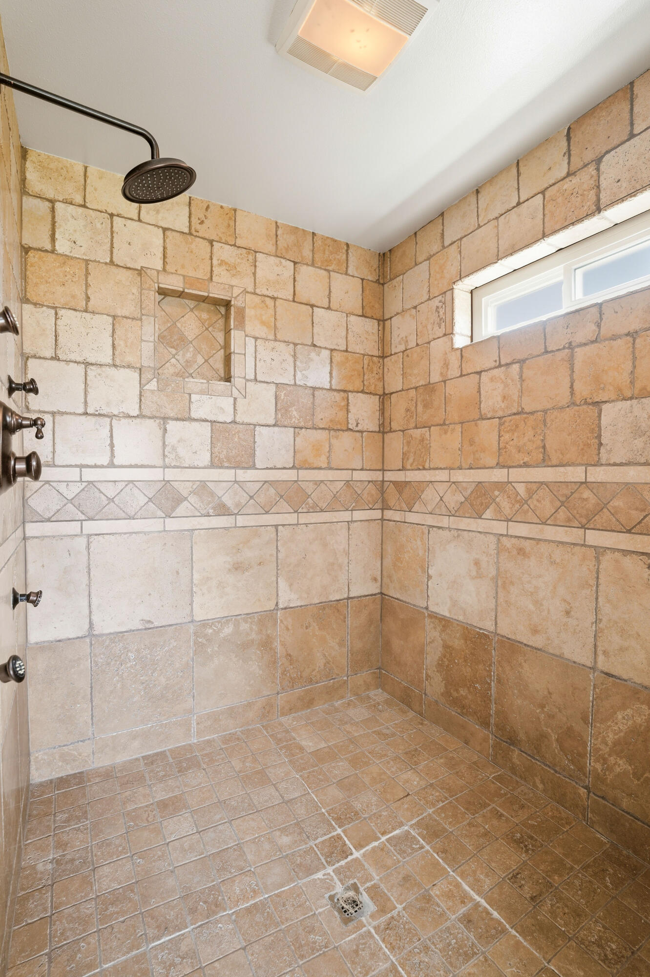 3900 Riverview Road Prineville, OR 97754 - Photo 30 of 93 29