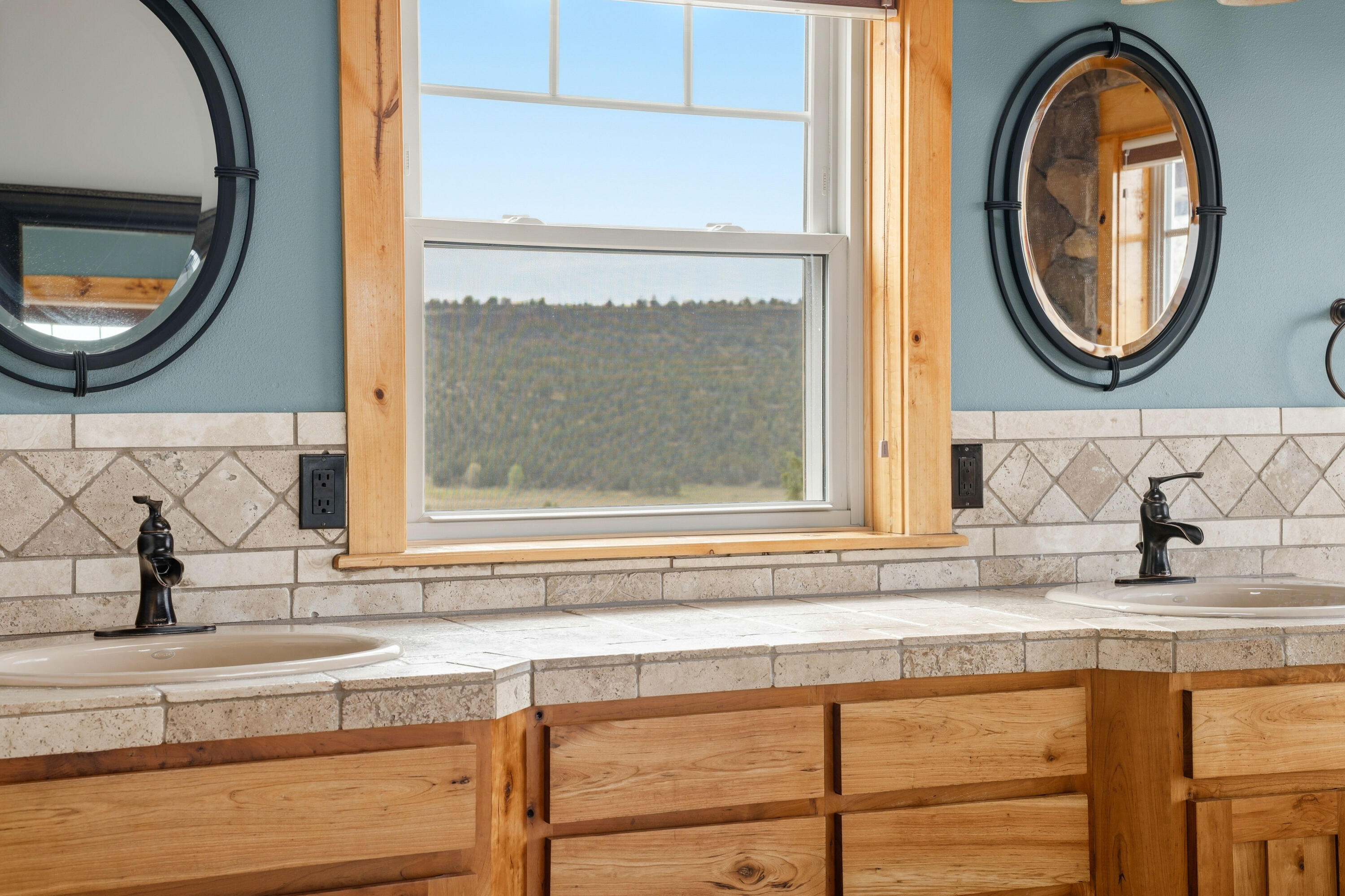 3900 Riverview Road Prineville, OR 97754 - Photo 31 of 93 30