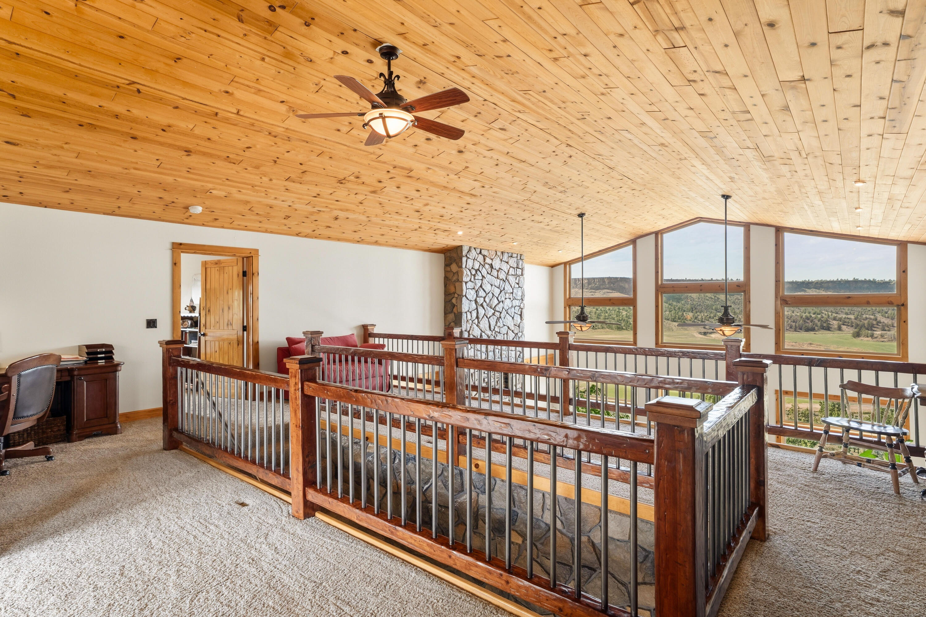 3900 Riverview Road Prineville, OR 97754 - Photo 34 of 93 33