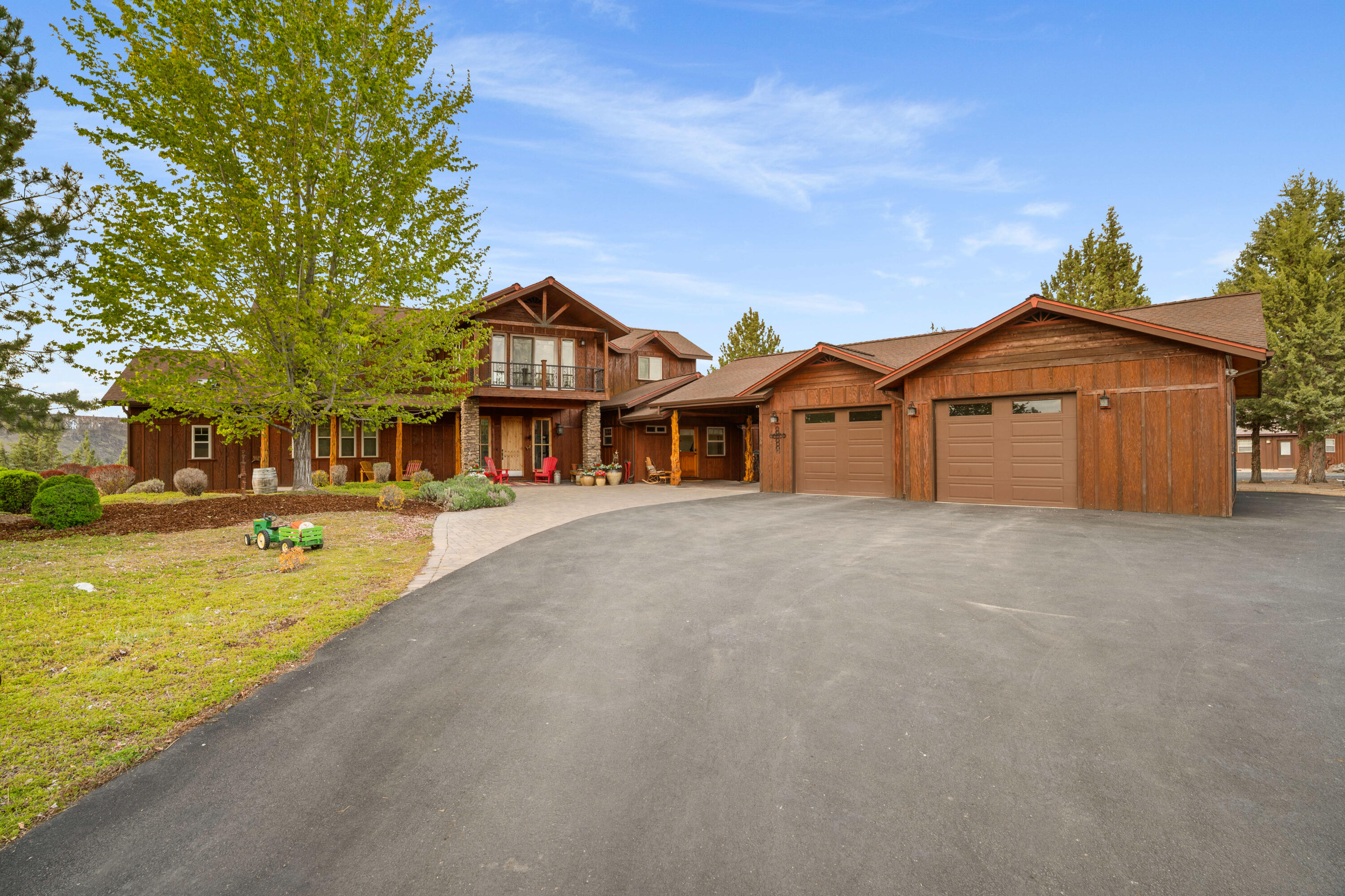 3900 Riverview Road Prineville, OR 97754 - Photo 2 of 93 2