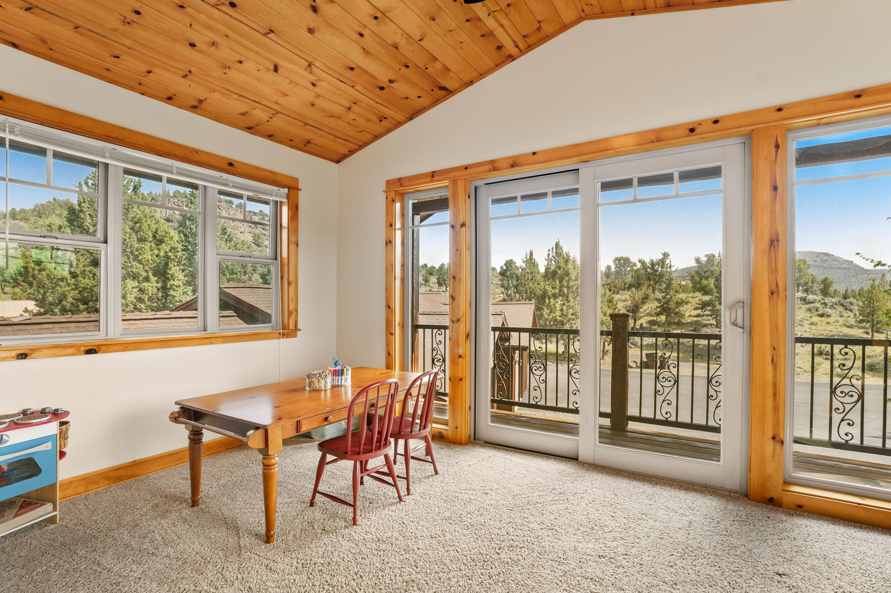 3900 Riverview Road Prineville, OR 97754 - Photo 40 of 93 38