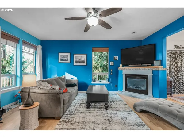 $500,000 | 38915 Sandy Heights Street, Sandy, OR 97055