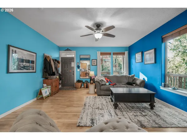 $500,000 | 38915 Sandy Heights Street, Sandy, OR 97055