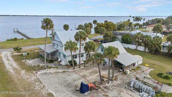 $1,690,000 | 2612 Riverview Drive, Melbourne, FL 32901