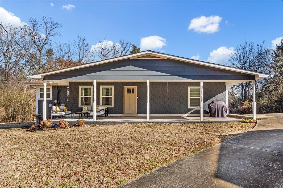 395 Brown Road Jasper, TN 37347 - Photo 3 of 43 Gallery Image 3