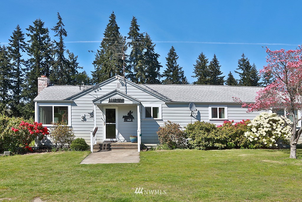 6879 Heggeness Road Clinton, WA 98236 - Photo 17 of 25 Gallery Image 17