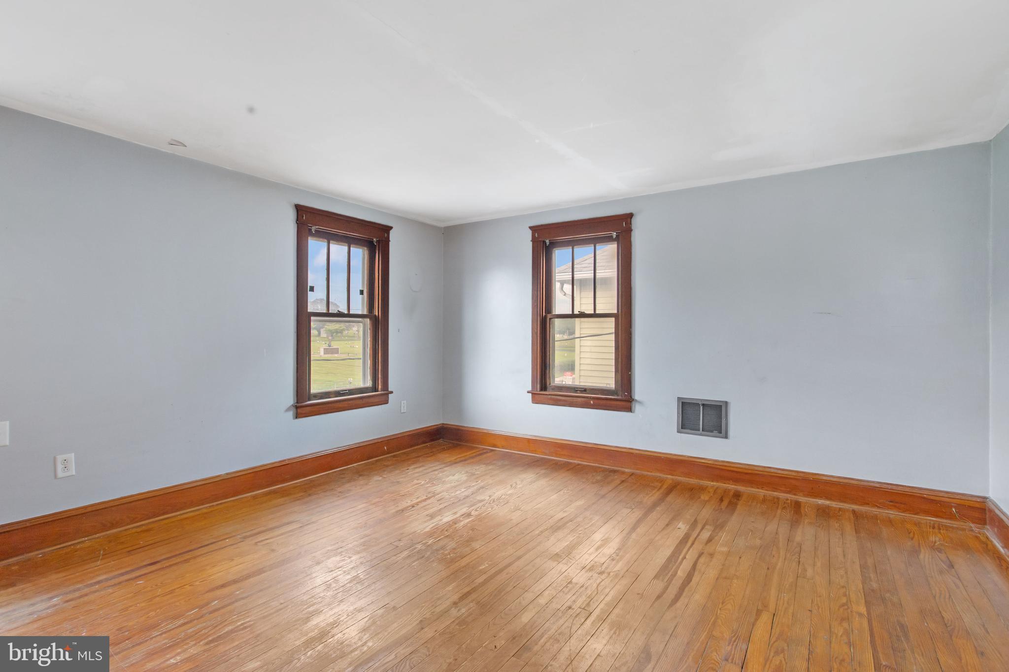 772 Baltimore Street Hanover, PA 17331 - Photo 12 of 26