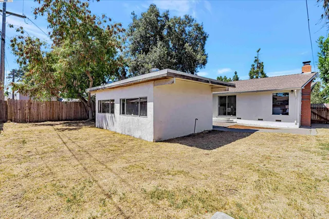 $399,000 | 2884 West Rose Street, Stockton, CA 95203