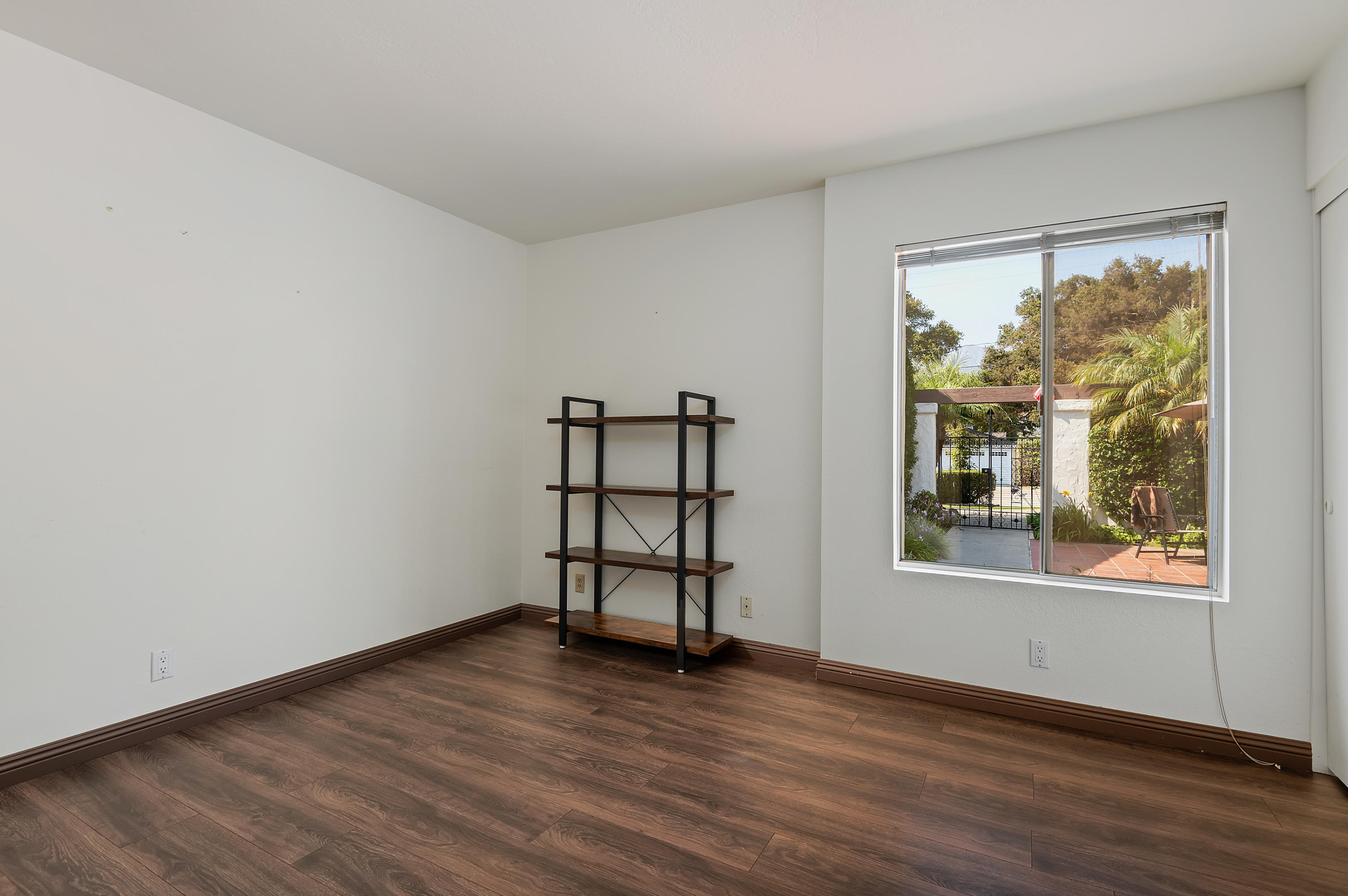 5231 Ogan Road Carpinteria, CA 93013 - Photo 20 of 23 Bedroom 3
