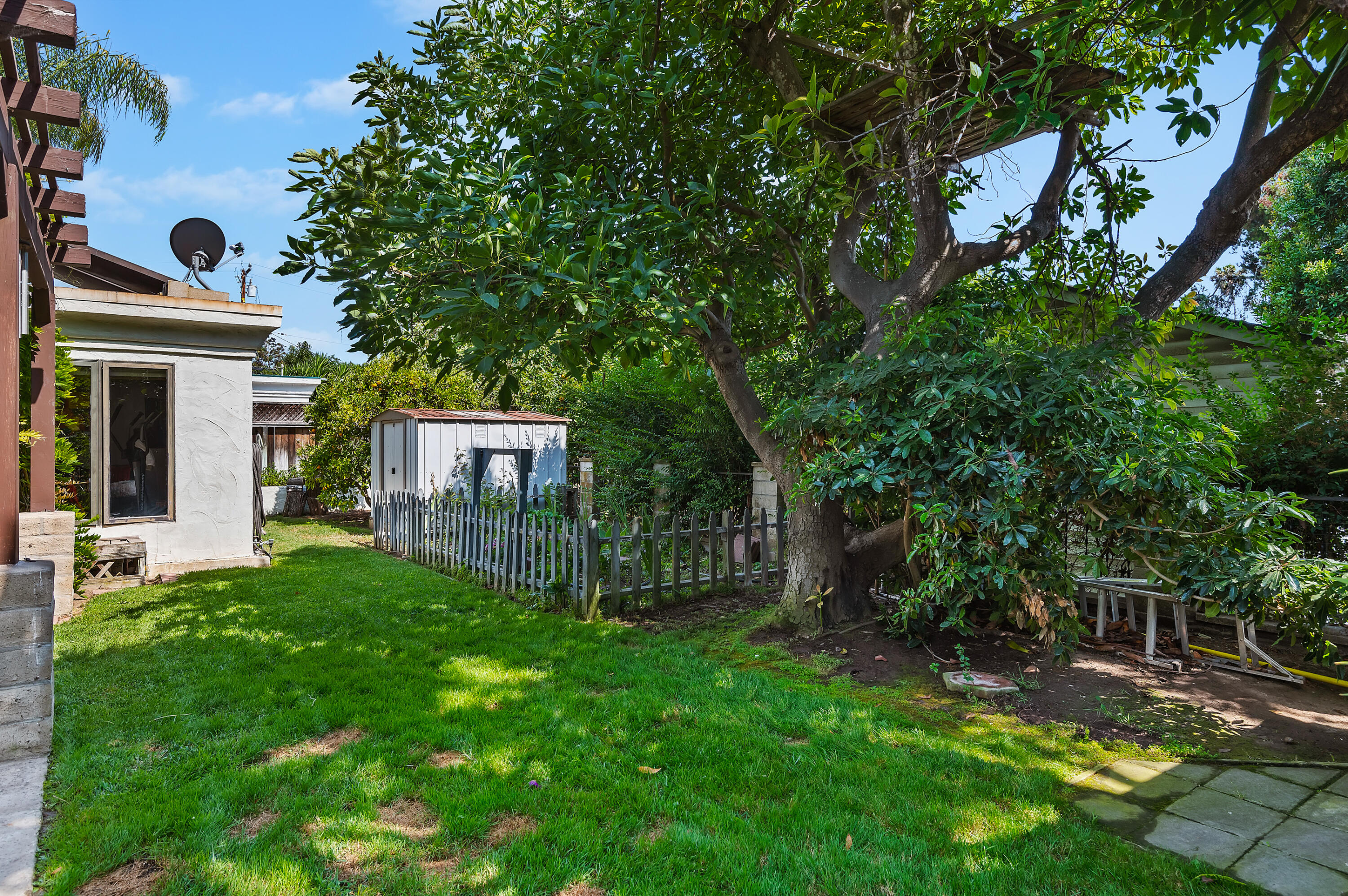 5231 Ogan Road Carpinteria, CA 93013 - Photo 22 of 23 12 - Back Yard