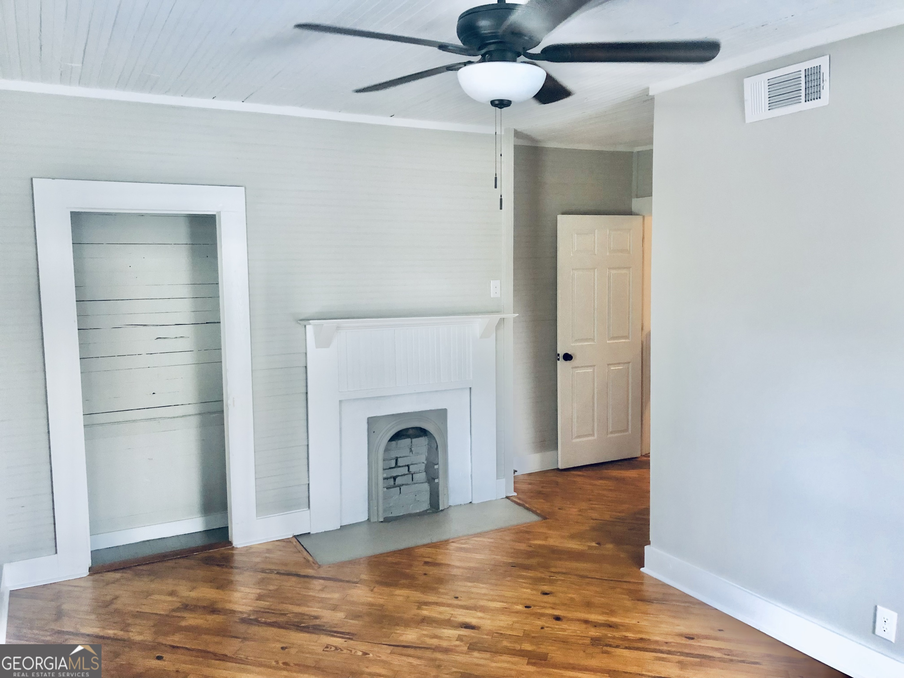 702 Radford Street, Unit B Monroe, GA 30655 - Photo 7 of 9