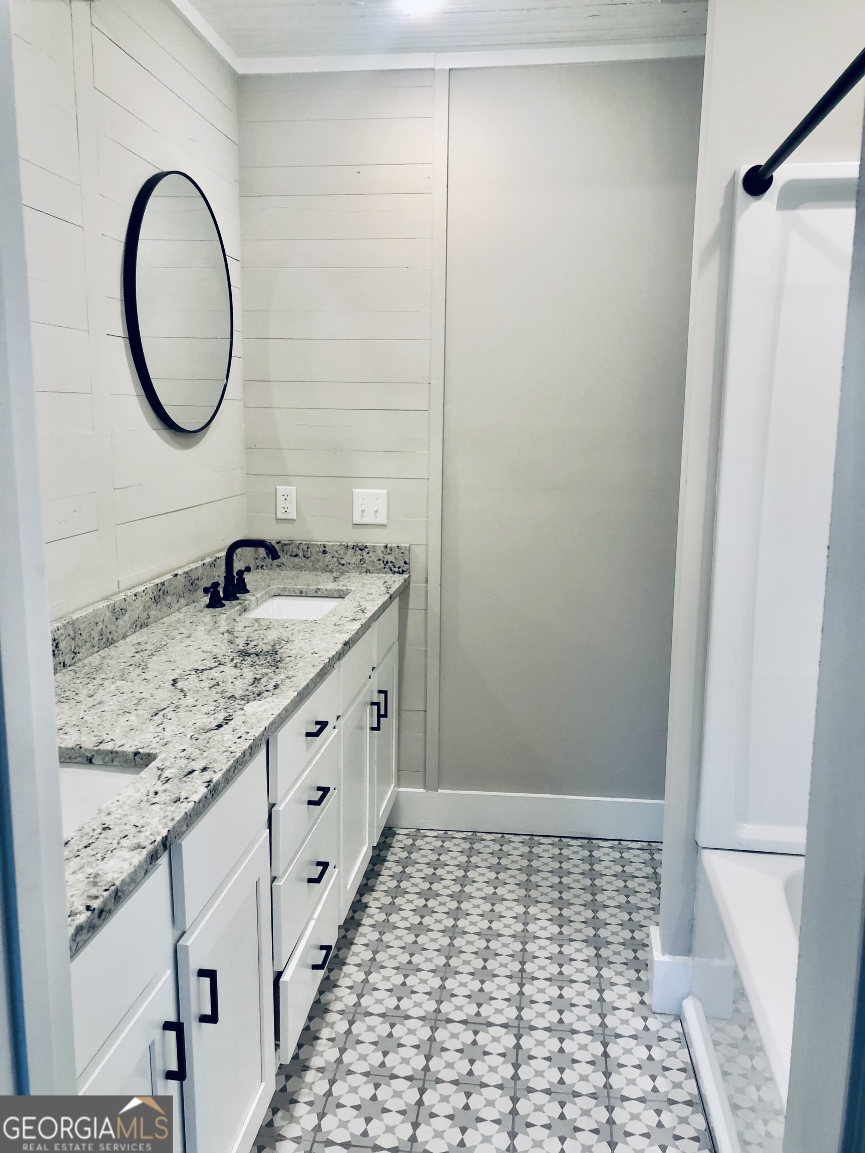 702 Radford Street, Unit B Monroe, GA 30655 - Photo 8 of 9
