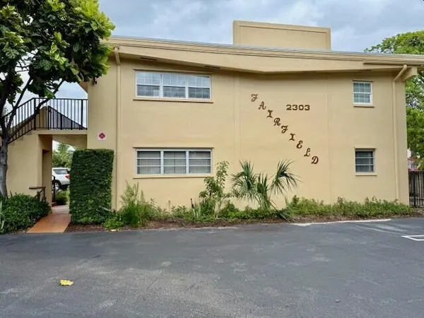 $1,550 | 2303 South Federal Highway, Unit 5, Boynton Beach, FL 33435