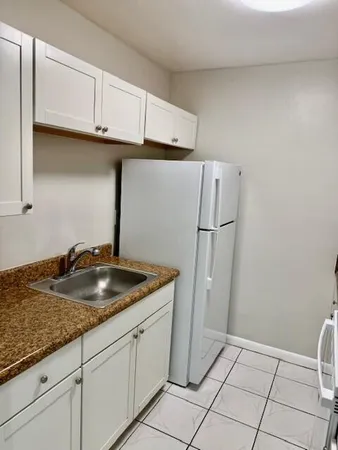 $1,550 | 2303 South Federal Highway, Unit 5, Boynton Beach, FL 33435