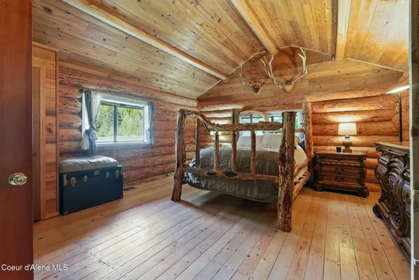 $749,000 | 76 Shadow Valley Lane, Clark Fork, ID 83811