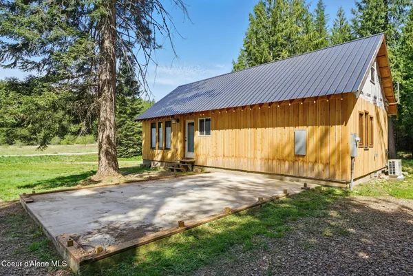 $749,000 | 76 Shadow Valley Lane, Clark Fork, ID 83811
