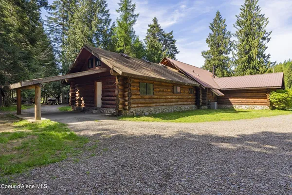 $749,000 | 76 Shadow Valley Lane, Clark Fork, ID 83811