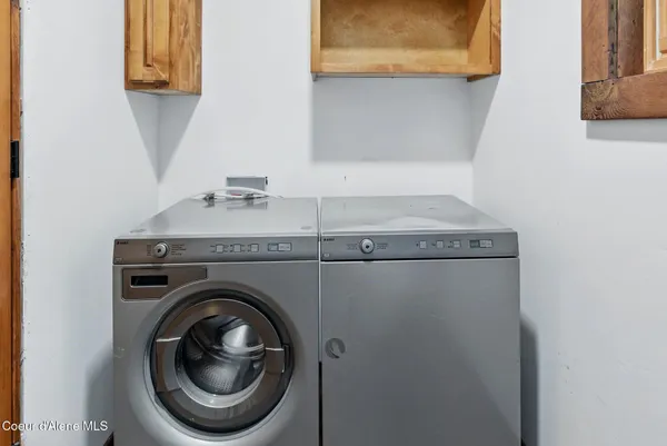 $749,000 | 76 Shadow Valley Lane, Clark Fork, ID 83811