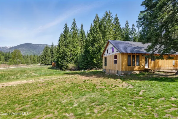 $749,000 | 76 Shadow Valley Lane, Clark Fork, ID 83811
