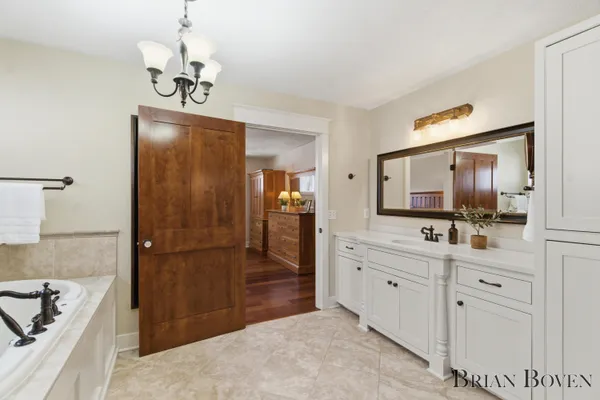 $750,000 | 7389 Silver Ridge Drive, Rockford, MI 49341