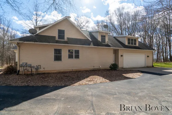 $750,000 | 7389 Silver Ridge Drive, Rockford, MI 49341