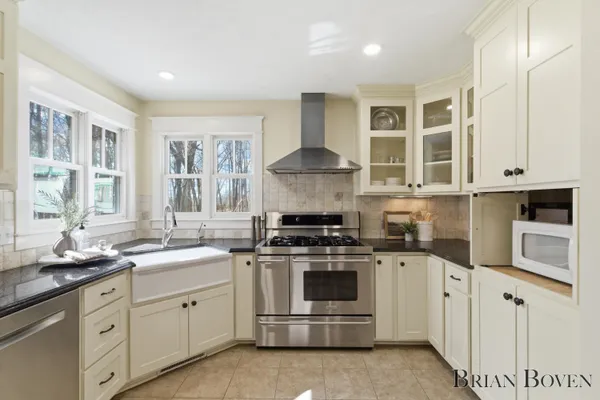 $750,000 | 7389 Silver Ridge Drive, Rockford, MI 49341
